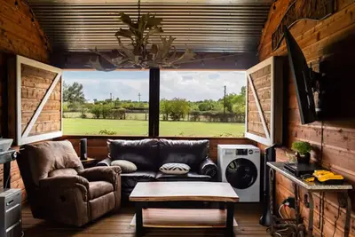 Image de Hill Country Retreat on the Pedernales – Near Wineries & Distilleries