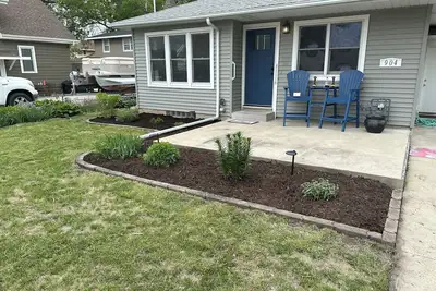 Image de New Listing Charming 3-bedroom house close to the Lake/Downtown in Clear Lake Ia