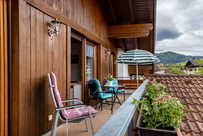 Image de Appartement \"Grünten\" avec vue sur les montagnes, jardin partagé et Wi-Fi
