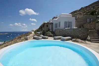 Image de Villa à Myconos avec 4 chambres à coucher, 8 couchages