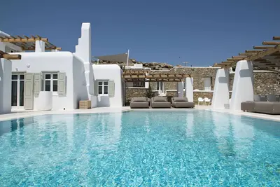 Image de Villa à Myconos avec 8 chambres à coucher, 16 couchages