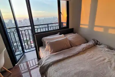 Image de Panoramic View Corner Unit w/ Balcony Near Airport & Sky Way - 2