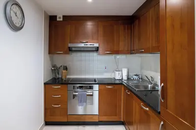 Image de Your Galway Retreat: Modern City Centre Apartments, Some with Lake Views 03