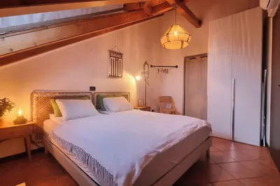 Image de Un charmant attique magnifiquement situé dans le cœur historique de Stresa.