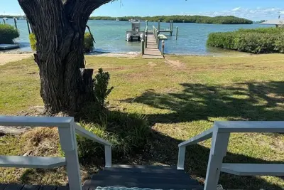 Image de Waterfront Florida Keys Cottage!