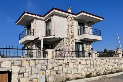 Image de Charming 3-bedroom villa with Ac, WiFi in enchanting Izmir