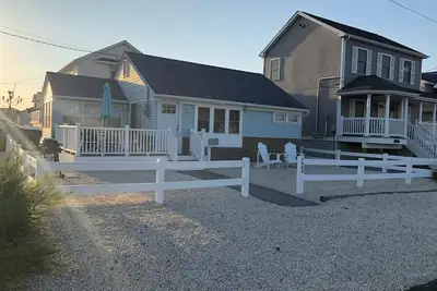 Image de Cozy 4-bedroom house by the Bay in Ortley Beach