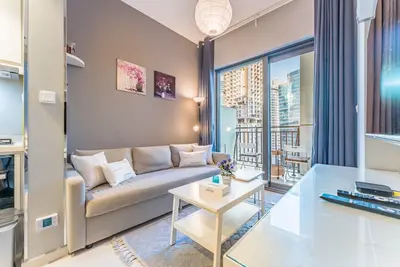 Image de Dubai Canal and City Views 1br, Minutes Drive to Burj Khalifa, Damac Zada Tower