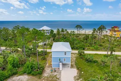 Image de Pet Friendly Beach House - Cottage at Indian Summer, Beachfront, New House