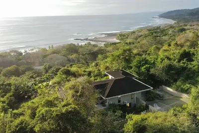 Image de Ocean View Villa with 6 bedrooms, Infinity Pool, WiFi 100mb, Ac