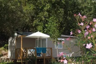 Image de Camping 4 étoiles - Piscine  - ccbagae