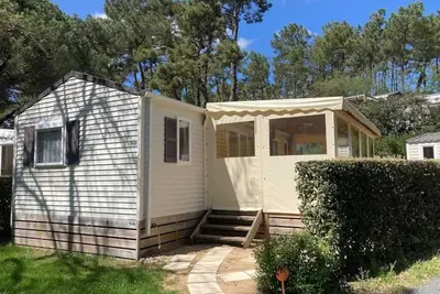 Image de Camping 4 étoiles - Piscine  - ccafgbg