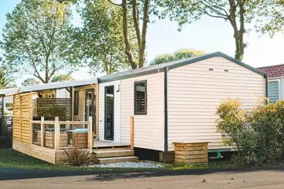 Image de Camping 3 étoiles - Piscine - ccbbbei