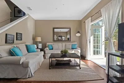 Image de Charming Townhouse 4 Br up to 12 People Wl8972