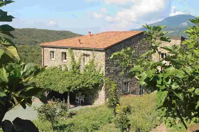 \"Sunshine\" apartment in farmhouse with large kitchen, two rooms, one bathroom