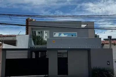Image de High standard house