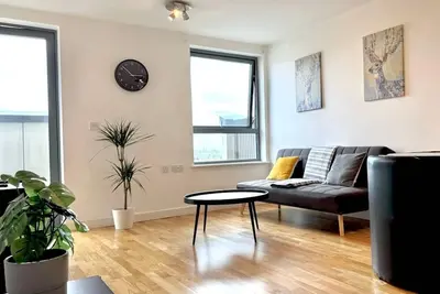 Image de Stylish 2-Bed Flat with Balcony & Stadium Views and own parking - Prime Wembley
