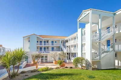 Image de Studio cosy pour 2 avec vue magnifique sur la mer!