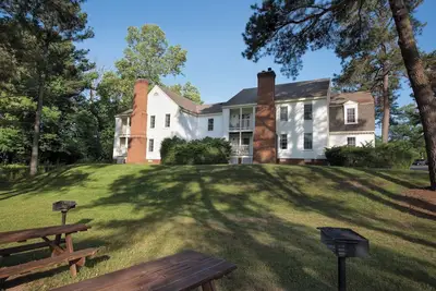 Image de Charming 1-bedroom condo in fabulous Williamsburg, Va