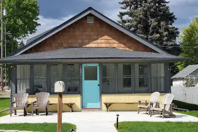 Image de Adorable Downtown Cda Bungalow Charming 2-bedroom with Ac, WiFi, Coeur d'Alene