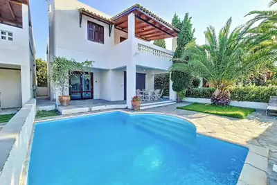 Image de Villa 'Beach, Swimming Pool For 8' avec vue sur la mer, Wi-Fi et climatisation