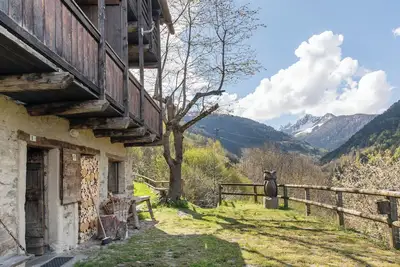 Image de Appartement 'Furfulera' avec vue sur les montagnes, jardin partagé et balcon