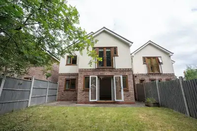 Image de Merstone 5br House - Updated Photos Soon