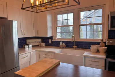 Image de Hidden Gem on the shores of Lake Erie! Only 5 Minutes from Point Pelee Park.