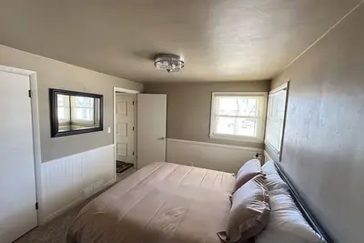 Image de 3-bedroom house in charming Green Bay, walking distance to Lambeau! !