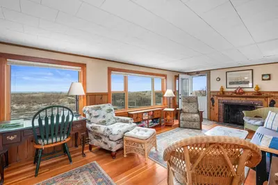 Image de Dog-friendly oceanfront 3-Bedroom Cottage with Ac and Stunning Views