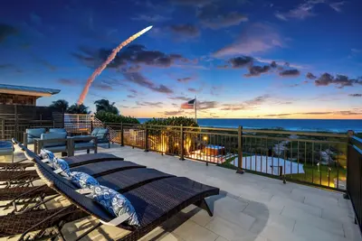 Image de Oceanfront 6bed with game room, hot tub and fire pit