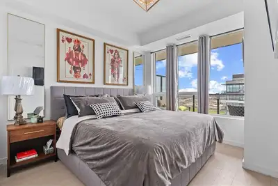Image de King Queen Beds, Deep tub, Huge Balcony near Pickering Casino
