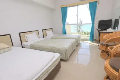 Image de Main building ocean side western style triple room with unit bath Dinner and breakfast / Shimajiri-gun Okinawa