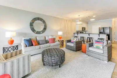 Image de Pool & Dock Access: Waterfront Dadeville Condo!