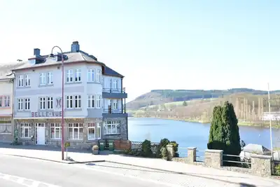 Image de Villa à Vielsalm avec Vue sur Lac et Piscine