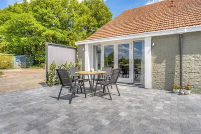 Image de Maison de vacances 'Land Hof Spelle' avec terrasse privée, jardin privé et Wi-Fi