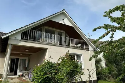 Image de Appartement \"Am Deisterblick\" avec vue sur les montagnes, balcon et Wi-Fi