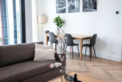 Image de Luxurious and tastefully furnished apartment in heart of Bussum