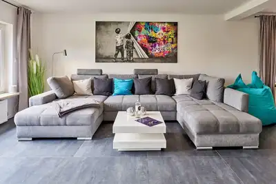 Image de Large time-out apartment - modern, close to the beach and with a large garden terrace