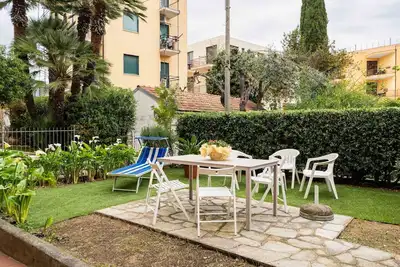 Image de Agréable appartement avec Wifi, climatisation, Tv, terrasse, animaux admis et parking