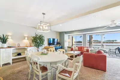 Image de New 2025 Listing<br>Welcome to your perfect family vacation getaway in the highly sought-after Salt Pond community! <br>Up to $350 of free activities included!