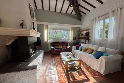 Image de Grande maison basque avec terrasse et parking à Ciboure