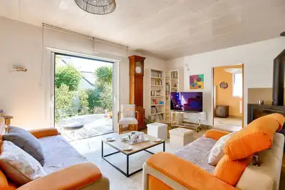 Image de 600m de la plage, jardin, maison pour 10