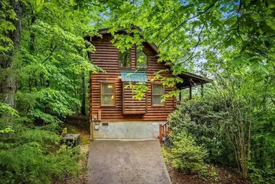 Image de Spacious cabin, Pigeon Forge-Gsmnp-Relaxing & fun