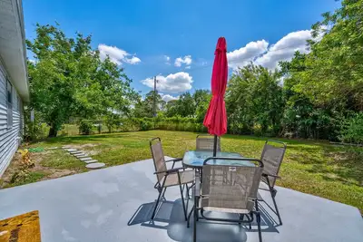 Image de Charming Palm Bay Retreat with Garden