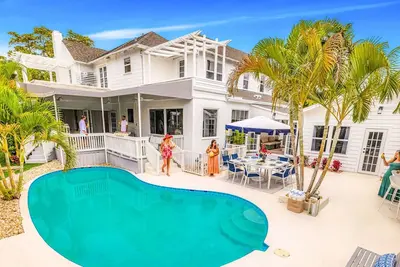 Image de Historical Residence / Heated Pool / Emerald Key | RESlDENCES
