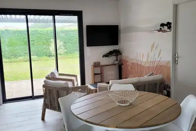 Image de Villa ØBRÉA - F3 neuf tout confort + jardin, proche de la plage et du marché