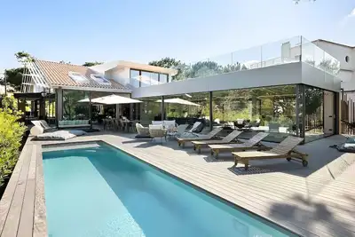 Image de Aston - Magnifique villa avec piscine et vue sur le golf de Chiberta - Anglet