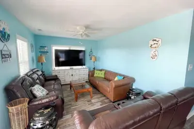 Image de 3-bedroom villa in charming North Topsail Beach with WiFi, Ac  Ocean front view