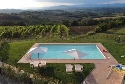 Image de Brand new apartment with pool in the Tuscan countryside near Florence